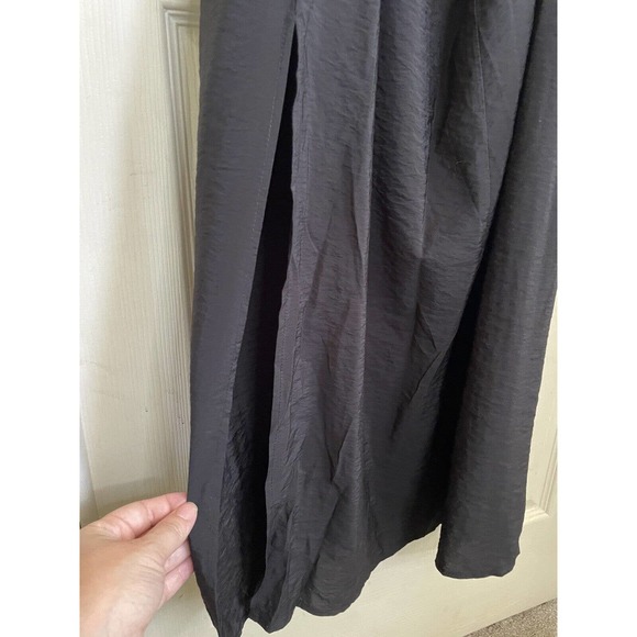 H&M Women’s Solid Black Dress High Slit Sleeveless Medium New With Tags - Picture 4 of 10